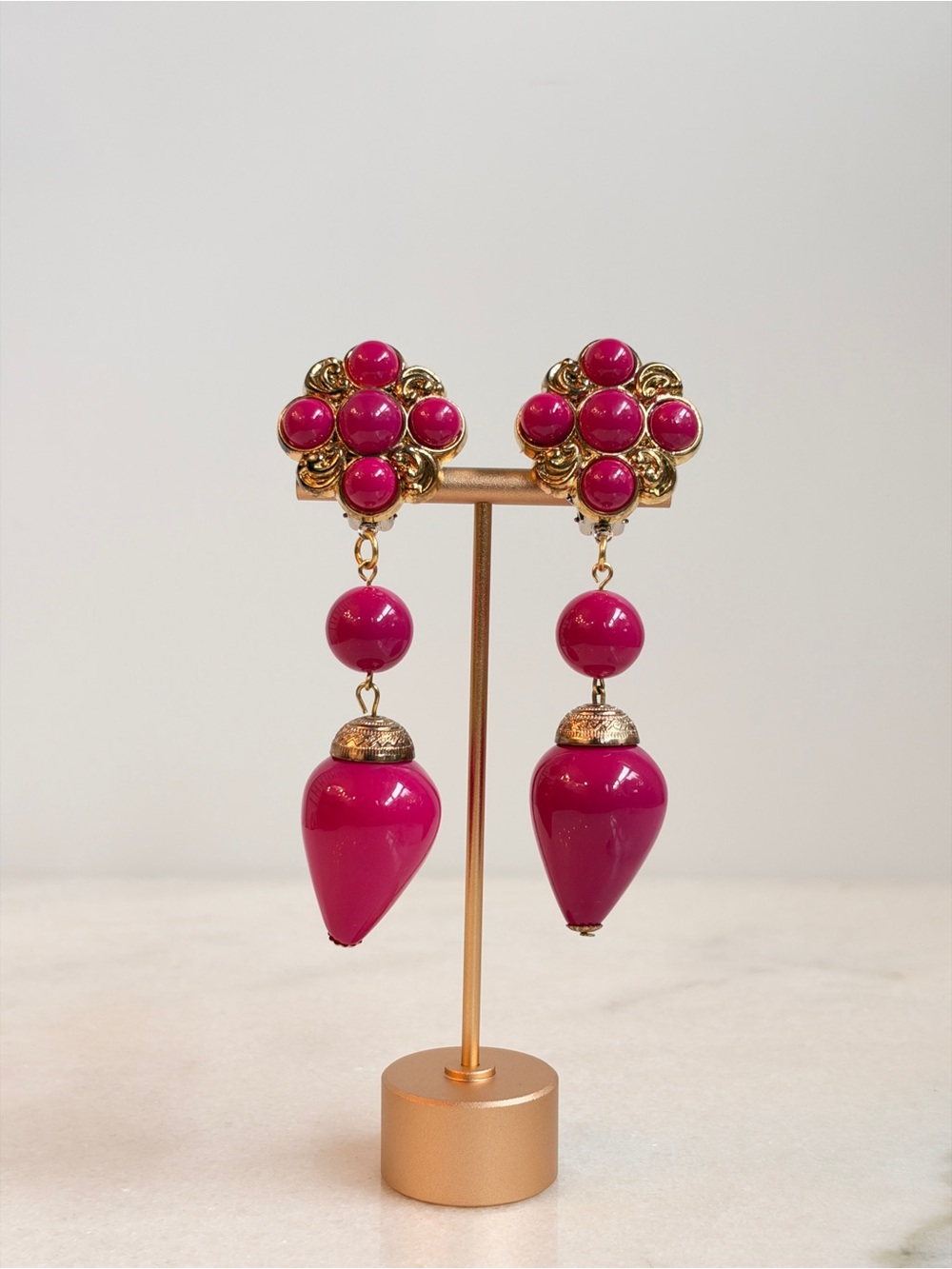 Vintage 80s Gold-Tone Pink Bead Drop Earrings